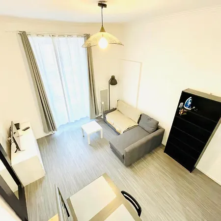 Nicolas, Hyper Centre * Nantes